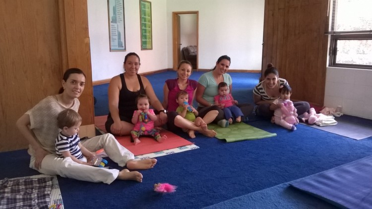 Grupo Mami-baby yoga